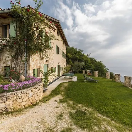 Villa Rugiada *